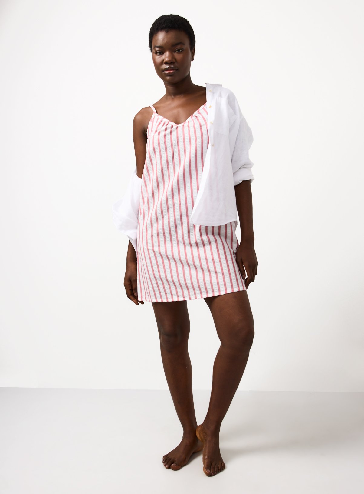 White Stripe Print Seersucker Chemise Night Shirt M - Image 3 thumbnail